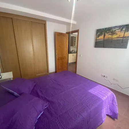 Ale´s House 公寓 阿雷西费